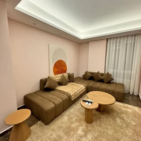 Noon Appartement Tirana